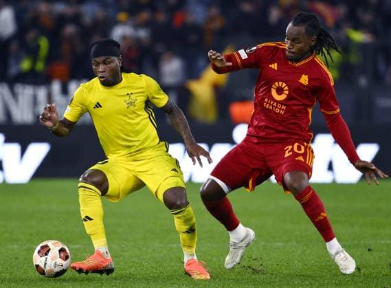 Roma 14 12 2023 - Europa League Roma-Sheriff Tiraspol foto Image nella foto: Renato Sanches-Cedric Badolo 