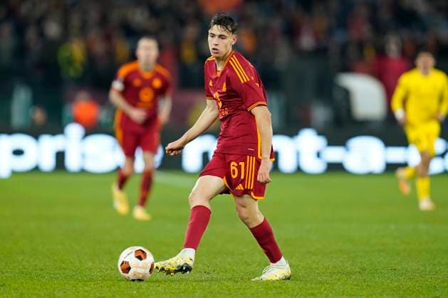 Niccolo Pisilli of AS Roma during the UEFA Europa League match between AS Roma and FC Sheriff Tiraspol at Stadio Olimpico Rome Italy on 14 December 2023. Rome Stadio Olimpico Rome Italy Copyright: xPhotoxSportxPicsx SP24-786-072