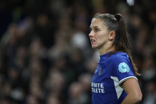 London, England, December 14th 2023: Ã?ve PÃ risset (15 Chelsea) in action during the UEFA Women s Champions League match between Chelsea and Häcken at Stamford Bridge in London, England (Alexander Canillas SPP) Copyright: xAlexanderxCanillasx xSPPx spp-en-AlCaSp-0V1A6712