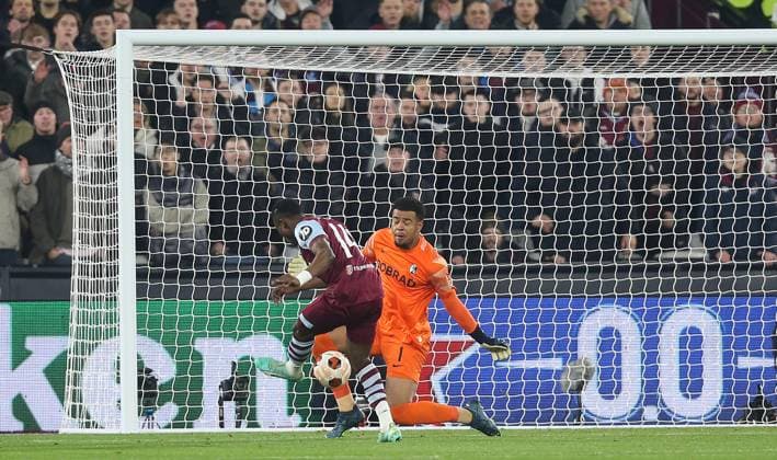 . - West Ham United v Club Freiburg, UEFA Europa League - Group A, The London Stadium, London, UK. - 14th December 2023. GOAL 1-0, Mohammed Kudus of West Ham United scores. - West Ham United v Sport-Club Freiburg, UEFA Europa League - Group A, The London Stadium, London, UK. - 14th December 2023. London London Stadium UK Copyright: xDanxWeirx CP_West_Ham_United_Freiburg_13