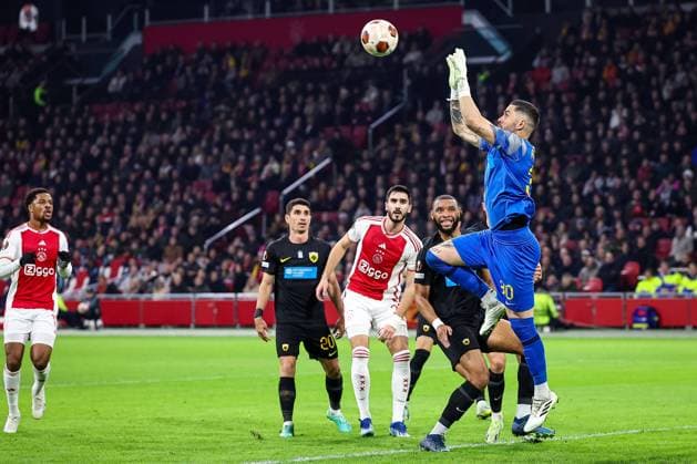 AMSTERDAM, 14-12-2023 , JohanCruyff Arena, Europa League Football season 2023 2024. Save by AEK Athene goalkeeper Giorgos Athanasiadis during the match Ajax - AEK Athens. Ajax - AEK Athens  x23520951x Copyright:
