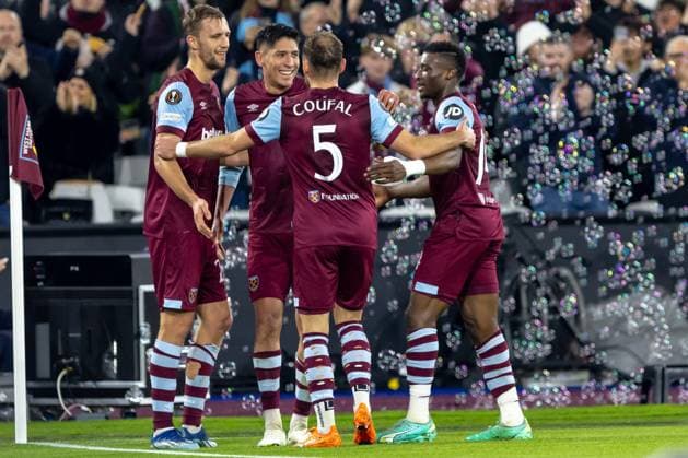 Football - 2023 2023 UEFA Europa League - Group A - Match Day Six Six - West Ham United vs SC Freiburg - London Stadium - Thursday 14th December 2023. West Ham players celebrate with goal scorer Edson Alvarez (West Ham United) at The London Stadium COLORSPORT DANIEL BEARHAM  csp_whu_fre_db_14122023_
