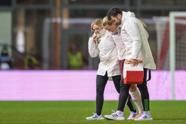 Soccer, UEFA Womens Champions League, 20231214, FC Bayern Munich Ajax Amsterdam In the picture Magdalena ERIKSSON FC Bayern Munich Women, 5 injured from the pitch Munich FC Bayern Campus Bayern Germany Copyright: Passion2Press MarkusxFischerx