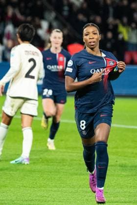 Joie des joueuses du PSG aprÃ s le but de Grace Geyoro (PSG) FOOTBALL : PSG vs AS Roma - UEFA WomenÂ’s Champions League - 14 12 2023 BaptisteAutissier Panoramic 