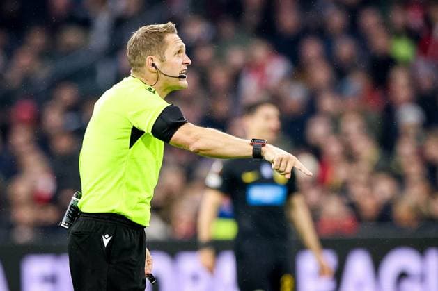 AMSTERDAM, 14-12-2023 , JohanCruyff Arena, Europa League Football season 2023 2024. Referee Craig Pawson during the match Ajax - AEK Athens. Ajax - AEK Athens  x23521266x Copyright: