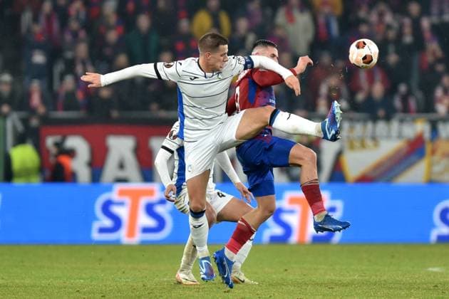2023.12.14 Sosnowiec Pilka nozna, UEFA Liga Europy, sezon 2023 2024 Rakow Czestochowa - Atalanta Bergamo N z Mario Pasalic Foto Krzysztof Porebski PressFocus 2023.12.14 Sosnowiec Football, UEFA Europa League, 2023 24 season Rakow Czestochowa - Atalanta Bergamo Mario Pasalic Credit: Krzysztof Porebski PressFocus NEWSPIX.PL --- Newspix.pl POLAND OUT!  20231214PF_KP97049