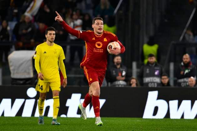Sport Bilder des Tages AS Roma v FC Sheriff Tiraspol: Group G - UEFA Europa League 2023 24 Andrea Belotti from A.S. Roma is celebrating after scoring the second goal, making it 2-0, during the UEFA Europa League Matchday 6, Group G game between A.S. Roma and F.C. Sheriff Tiraspol at the Olympic Stadium in Rome, Italy, on December 14, 2023. Rome Italy Italy  Copyright: xDomenicoxCippitellix originalFilename:cippitelli-asromavs231214_npLHG.jpg