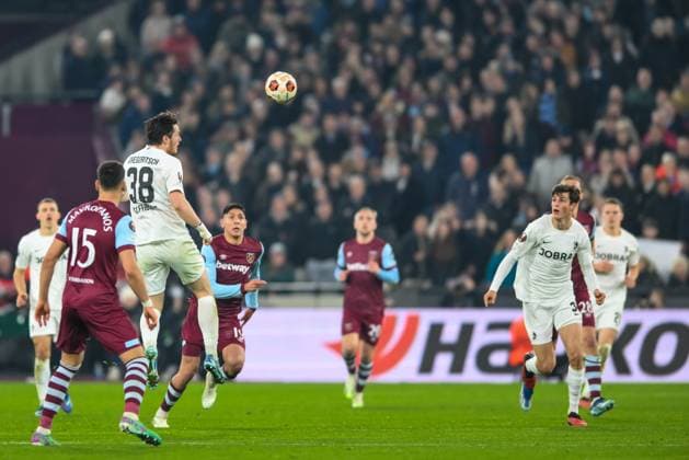 Michael Gregoritsch of SC Freiburg rises to head the ball during the UEFA Europa League match between West Ham United and SC Freiburg at the London Stadium, Queen Elizabeth Olympic Park , London, England on 14 December 2023. Copyright: xPhilxHutchinsonx 39240061