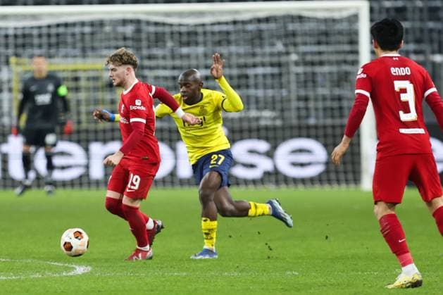 231214 Royale Union Saint-Gilloise vs Liverpool FC Harvey Elliott of Liverpool battles for the ball with Dennis Eckert Ayensa of Union during a football game between Royale Union Saint-Gilloise and Liverpool FC on day 6 in Group E of the UEFA Europa League season 2023-2024 competition on December 14, 2023 in Brussels, Belgium. (Photo by Frank Abbeloos Isosport) BRUSSELS BELGIUM  Copyright: xx 424885
