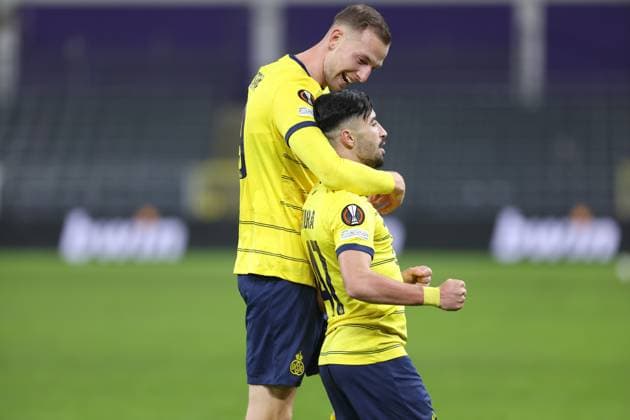231214 Royale Union Saint-Gilloise vs Liverpool FC Gustaf Nilsson and Mohammed Mohamed Amoura of Union celebrate during a football game between Royale Union Saint-Gilloise and Liverpool FC on day 6 in Group E of the UEFA Europa League season 2023-2024 competition on December 14, 2023 in Brussels, Belgium. (Photo by Frank Abbeloos Isosport) BRUSSELS BELGIUM  Copyright: xx 424893