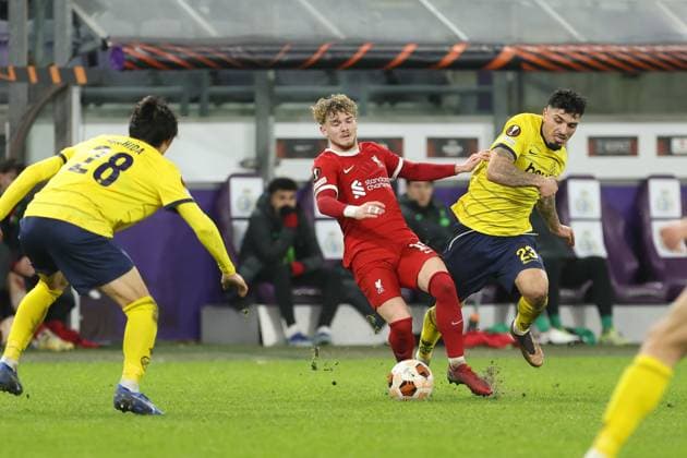 231214 Royale Union Saint-Gilloise vs Liverpool FC Harvey Elliott of Liverpool battles for the ball with Cameron Puertas of Union during a football game between Royale Union Saint-Gilloise and Liverpool FC on day 6 in Group E of the UEFA Europa League season 2023-2024 competition on December 14, 2023 in Brussels, Belgium. (Photo by Frank Abbeloos Isosport) BRUSSELS BELGIUM  Copyright: xx 424949