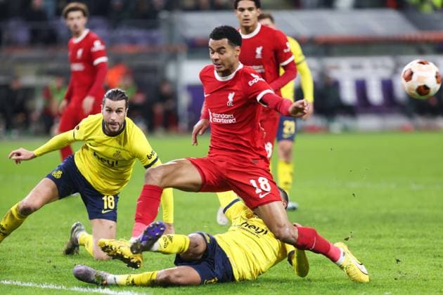 231214 Royale Union Saint-Gilloise vs Liverpool FC Cody Gakpo of Liverpool in action with the ball during a football game between Royale Union Saint-Gilloise and Liverpool FC on day 6 in Group E of the UEFA Europa League season 2023-2024 competition on December 14, 2023 in Brussels, Belgium. (Photo by Frank Abbeloos Isosport) BRUSSELS BELGIUM  Copyright: xx 424967