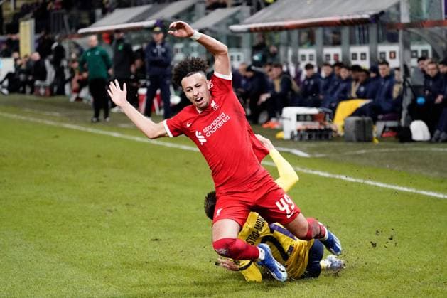 Kaide Gordon of Liverpool takes on Alessio Castro Montes of Royal Union Saint-Gilloise Union Saint-Gilloise v Liverpool, UEFA Europa League, Group E, Football, Lotto Park, Brussels, Belgium - 14 Dec 2023 EDITORIAL USE ONLY No use with unauthorised audio, video, data, fixture lists, club league logos or live services. Online in-match use limited to 120 images, no video emulation. No use in betting, games or single club league player publications. Copyright: xDavexWinter Shutterstockx 14254246ef