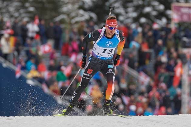 Bilder des Jahres 2023, Sport 12 Dezember Sport Themen der Woche KW50 Sport Bilder des Tages BMW IBU Weltcup Biathlon Lenzerheide 2023, Männer Sprint 10 km, Lenzerheide, Schweiz Lenzerheide, Schweiz, 15. Dezember 2023. Nawrath Philipp GER beim 10 km Sprint der Männer am BMW IBU Weltcup Biathlon 2023 in Lenzerheide. *** BMW IBU World Cup Biathlon Lenzerheide 2023, mens sprint 10 km, Lenzerheide, Switzerland Lenzerheide, Switzerland, December 15, 2023 Nawrath Philipp GER in the mens 10 km sprint at the BMW IBU World Cup Biathlon 2023 in Lenzerheide