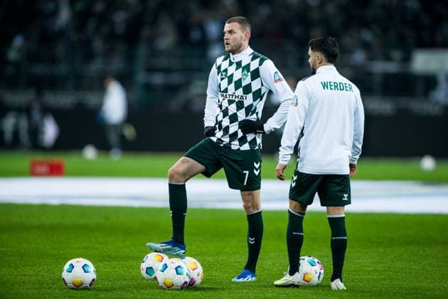 1 Soccer Bundesliga Borussia Mönchengladbach SV Werder Bremen 15 12 2023 Marvin Ducksch SV Werder Bremen, 7 in Warm Up 1 Soccer Bundesliga, Borussia Mönchengladbach SV Werder Bremen, Mönchengladbach, BORUSSIA PARK DFL REGULATIONS PROHIBIT ANY USE OF PHOTOGRAPHS AS IMAGE SEQUENCES AND OR QUASI VIDEO Copyright: xBEAUTIFULxSPORTS Wunderlx
