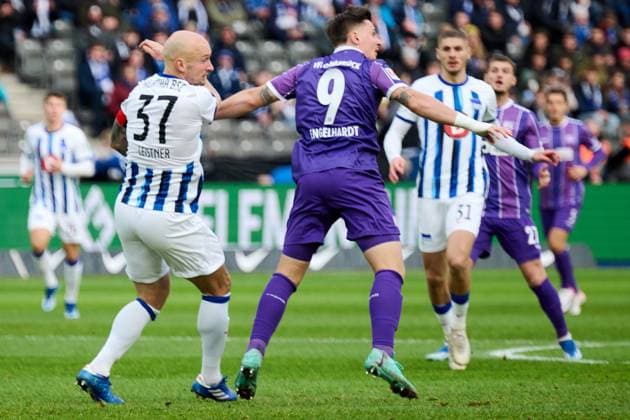 Erik Engelhardt Vfl Osnabrueck, 09 GER, Hertha BSC vs Vfl Osnabrueck, Soccer Men, 2 Bundesliga, Season 2023 2024, 17 Matchday, 16 12 2023 DFL REGULATIONS PROHIBIT ANY USE OF PHOTOGRAPHS AS IMAGE SEQUENCES AND OR QUASI VIDEO GER, Hertha BSC vs Vfl Osnabrueck, Soccer Men, 2 Bundesliga, Season 2023 2024, 17 Matchday, 16 12 2023 Berlin Copyright: xEibner-Pressefotox xClaudiusxRauchx EP_CRH