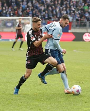 16 12 2023 Soccer Season 2023 2024 2 Soccer Bundesliga 17 Matchday 1 FC Nürnberg FCN Club Hamburger SV HSV Sportfoto Zink DaMa xdaxmax DFL regulations prohibit any use of photographs as image sequences and or quasi video only for editorial use Lukas Schleimer 36, 1 FC Nürnberg FCN Levin Öztunalil Oeztunali 21, Hamburger SV HSV