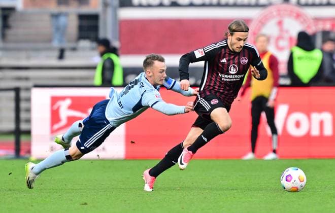 16 12 2023 Soccer season 2023 2024 2 Soccer Bundesliga 17 Matchday 1 FC Nürnberg FCN Club Hamburger SV HSV Sportfoto Zink xwoxzix DFL regulations prohibit any use of photographs as image sequences and or quasi video only for editorial use Sebastian Schonlau 4, Hamburger SV HSV Felix Lohkemper 7, 1 FC Nürnberg FCN