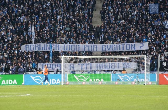Soccer, Men, Season 2023 2024, 2 Bundesliga 17 Matchday , Hertha BSC VfL Osnabrück, Fans of Hertha with banner, Berlin way for Everton Spors and 777 out , 16 12 2023, Copyright: xSebastianxRäppold MatthiasxKochx