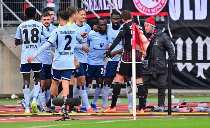 16 12 2023 Soccer season 2023 2024 2 Soccer Bundesliga 17 Matchday 1 FC Nürnberg FCN Club Hamburger SV HSV Sportfoto Zink xwoxzix DFL regulations prohibit any use of photographs as image sequences and or quasi video only for editorial use Torjubel Jubel nach Treffer Tor Torschuß zum 0 2 duch Jean Luc Dompe 27, Hamburger SV HSV