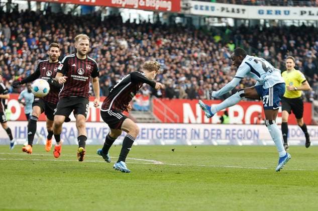 16 12 2023 Soccer Season 2023 2024 2 Soccer Bundesliga 17 Matchday 1 FC Nürnberg FCN Club Hamburger SV HSV Sportfoto Zink DaMa xdaxmax DFL regulations prohibit any use of photographs as image sequences and or quasi video only for editorial use Goal Goal Shot to 0 2 Goalscorer Jean Luc Dompe 27, Hamburger SV HSV vs Tim Handwerker 29, 1 FC Nürnberg FCN