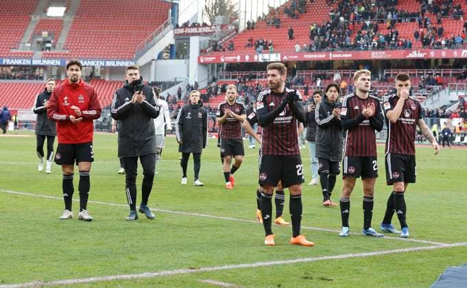 16 12 2023 Soccer season 2023 2024 2 Soccer Bundesliga 17 Matchday 1 FC Nürnberg FCN Club Hamburger SV HSV Sportfoto Zink DaMa xdaxmax DFL regulations prohibit any use of photographs as image sequences and or quasi video only for editorial use Team Team of FCN disappointed Disappointment after the end of the match