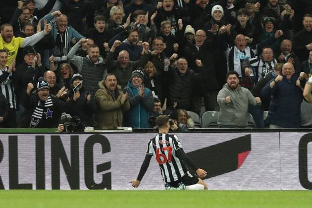 Newcastle United vs Fulham Premier League Lewis Miley of Newcastle United is celebrating after scoring, making it 1-0, during the Premier League match between Newcastle United and Fulham at St. James s Park in Newcastle, on December 16, 2023. Newcastle Tyne and Wear United Kingdom  Copyright: xMIxNewsx originalFilename:fletcher-newcastl231216_npnVe.jpg