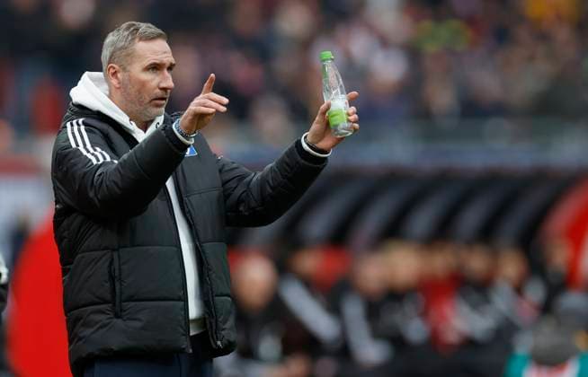 Picture Coach Tim Walter Hamburger SV 16 12 2023, Soccer, 2 Bundesliga, 1 FC Nürnberg Hamburger SV, GER, Nuernberg, Max Morlock Stadion, DFL REGULATIONS PROHIBIT ANY USE OF PHOTOGRAPHS AS IMAGE SEQUENCES AND OR QUASI VIDEO Copyright: HMBxMedia xHeikoxBecker