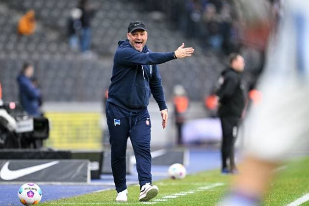 2 Bundesliga Hertha BSC Berlin VfL Osnabrück on 16 12 2023 at the Olympiastadion in Berlin Coach Pal Dardai Hertha BSC Berlin dissatisfied, disappointed, disappointed, dejected MT