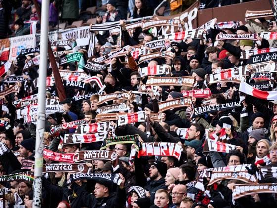 St Pauli fans with their colors to the anthem GER, FC St Pauli vs SV Wehen Wiesbaden, Football, Bundesliga, Matchday 17, Season 2023 2024, 17 12 2023 GER, FC St Pauli vs SV Wehen Wiesbaden, Football, Bundesliga, Matchday 17, Season 2023 2024, 17 12 2023 Hamburg Copyright: xEibner-Pressefoto xStephaniexZerx EP_SZE