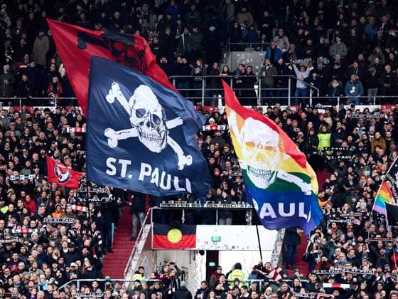 St Pauli fans with their flags to the anthem GER, FC St Pauli vs SV Wehen Wiesbaden, Football, Bundesliga, Matchday 17, Season 2023 2024, 17 12 2023 GER, FC St Pauli vs SV Wehen Wiesbaden, Football, Bundesliga, Matchday 17, Season 2023 2024, 17 12 2023 Hamburg Copyright: xEibner-Pressefoto xStephaniexZerx EP_SZE