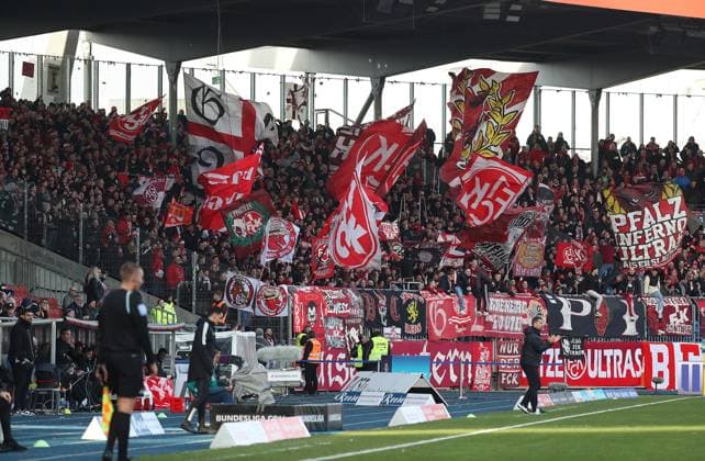 Braunschweig vs Kaiserslautern, 2 BL Braunschweig, 17 12 2023, FOOTBALL Eintracht Braunschweig vs 1 FC Kaiserslautern, 2 BL, Season 2023 24 1 FCK Fans Braunschweig