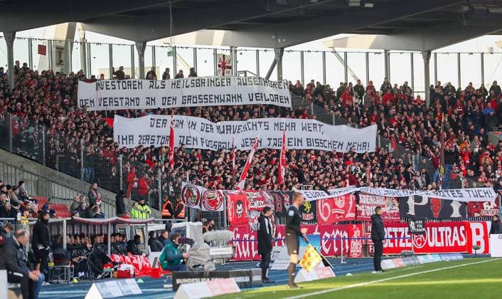 Braunschweig vs Kaiserslautern, 2 BL Braunschweig, 17 12 2023, FOOTBALL Eintracht Braunschweig vs 1 FC Kaiserslautern, 2 BL, Season 2023 24 1 FCK FanFan Protest against DFL Investors Deal Braunschweig