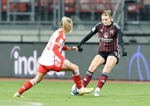 17 12 2023 Soccer Season 2023 2024 1 Womens Soccer Bundesliga 10 Matchday 1 FC Nuremberg FCN Club FC Bayern Munich FCB Sportfoto Zink DaMa xdaxmax Samantha Kerr 26, FC Bayern Munich FCB Amelie Thöle Thoele 12, 1 FC Nuremberg FCN