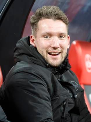 17 12 2023 Soccer Season 2023 2024 1 Women Soccer Bundesliga 10 Matchday 1 FC Nuremberg FCN Club FC Bayern Munich FCB Sportfoto Zink DaMa xdaxmax Thomas Oostendorp Coach 1 FC Nuremberg FCN laughs laughter rejoices joy