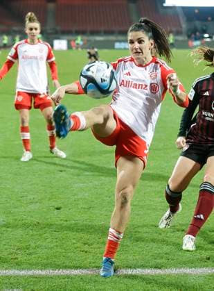 17 12 2023 Soccer Season 2023 2024 1 Womens Soccer Bundesliga 10 Matchday 1 FC Nuremberg FCN Club FC Bayern Munich FCB Sportfoto Zink DaMa xdaxmax Jovana Damnjanovic 9, FC Bayern Munich FCB