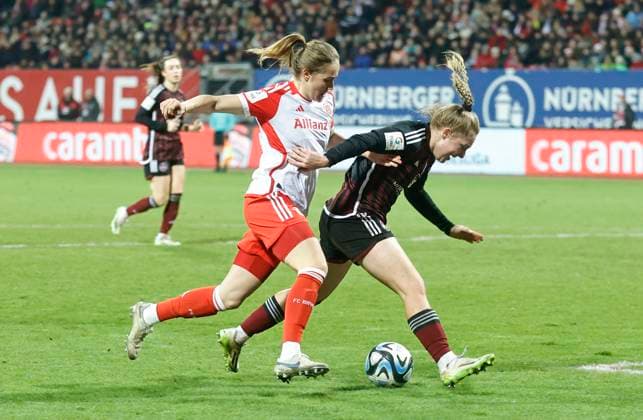 17 12 2023 Soccer Season 2023 2024 1 Womens Soccer Bundesliga 10 Matchday 1 FC Nuremberg FCN Club FC Bayern Munich FCB Sportfoto Zink DaMa xdaxmax Sydney Lohmann 12, FC Bayern Munich FCB Madeleine Steck 28, 1 FC Nuremberg FCN