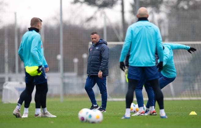 Soccer, Men, Season 2023 24, 2 Bundesliga, Hertha BSC, Training, Coach Pal Dardai Hertha BSC , 18 12 2023, Copyright: xSebastianxRäppold MatthiasxKochx