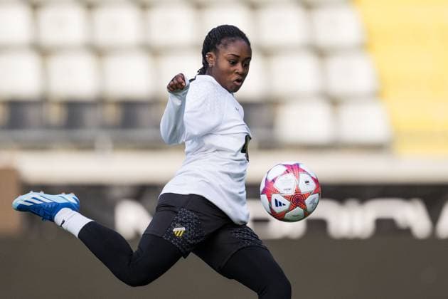 231219 Monica Jusu Bah of Häcken during a training session with Häcken on December 19, 2023 in Gothenburg Photo Mathias Bergeld BILDBYRAN code MB MB0809 fotboll football soccer fotball champions league träning practice training häcken press conference dam bbeng  Copyright: MATHIASxBERGELD BB231219MB040