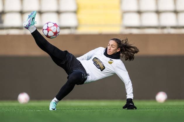 231219 Rusul Rosa Kafaji of Häcken during a training session with Häcken on December 19, 2023 in Gothenburg Photo Mathias Bergeld BILDBYRAN code MB MB0809 fotboll soccer fotball champions league träning practice training häcken press conference dam bbeng  Copyright: MATHIASxBERGELD BB231219MB041