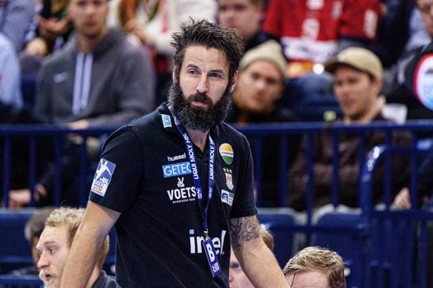 Bennet Wiegert SC Magdeburg, Coach GER, Handball Sport Verein Hamburg vs SC Magdeburg, Handball, Bundesliga, Matchday 18, Season 2023 2024, 19 12 2023 GER, Handball Sport Verein Hamburg vs SC Magdeburg, Handball, Bundesliga, Matchday 18, Season 2023 2024, 19 12 2023 Hamburg Copyright: xEibnerxPressefoto MarcelxvonxFehrnx EP_MFN