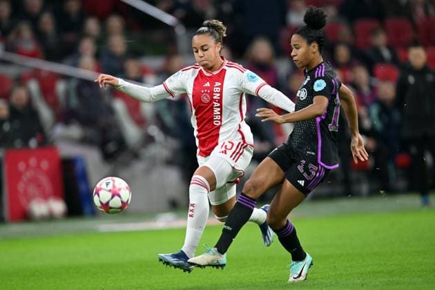 AMSTERDAM - (l-r) Chasity Grant of Ajax, Tainara of FC Bayern Munchen during the UEFA Women s Champions League Group C match between Ajax Amsterdam and FC Bayern Munchen at the Johan Cruijff ArenA on December 20, 2023 in Amsterdam, Netherlands. ANP UEFA Women s Champions League 2023 24 2023 2024 xVIxANPxSportx xxANPxIVx 486784830 originalFilename: 486784830.jpg