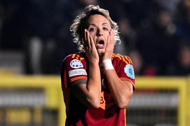 Valentina Giacinti of AS Roma looks dejected during the Women Champions League group stage C match between AS Roma and Paris Saint Germain at tre fontane stadium, Rome (Italy), December 20th, 2023. andreaxstaccioli