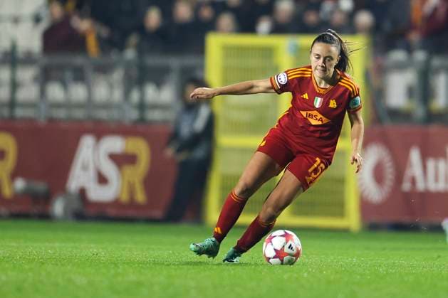 UEFA women™s Champions League Group C AS Roma vs Paris Saint-Germain Football Club Annamaria Serturini of Roma controls the ball during UEFA women™s Champions League Group C match between AS Roma vs Paris Saint-Germain Football Club at tre fontane stadium, Rome, December 20, 2023. ABPH7062 Copyright: xAntonioxBalascox