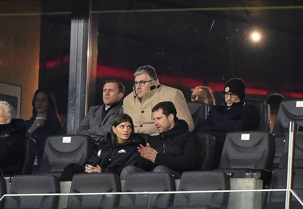 21 12 2023, xhbx, Football Champions League Women, Eintracht Frankfurt Women SL Benfica Lisbon emspor, v l Markus Krösche Sportchef Eintracht Frankfurt , Axel Hellmann Vorstandssprecher Eintracht Frankfurt Fussball AG DFL DFB REGULATIONS PROHIBIT ANY USE OF PHOTOGRAPHS as IMAGE SEQUENCES and or QUASI VIDEO Frankfurt am Main