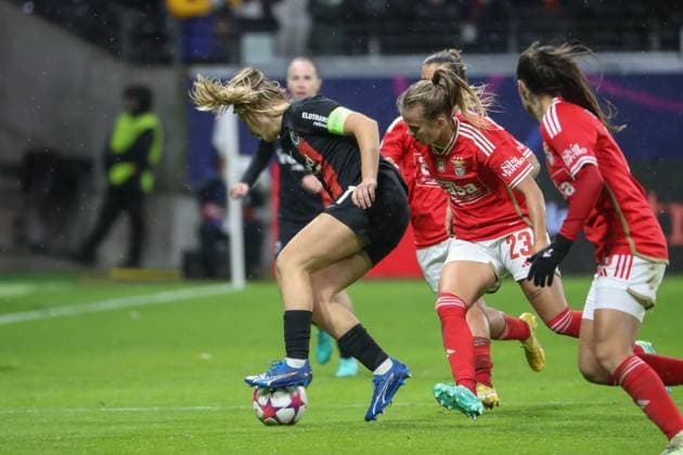 21 12 2023, xusrbx, Football Champions League Women, Eintracht Frankfurt Women SL Benfica Lisbon emspor, v l Tanja Pawollek Eintracht Frankfurt, 31 , Andreia Norton Benfica Lisbon, 17 , Anna Gasper Benfica Lisbon, 23 , DFL DFB REGULATIONS PROHIBIT ANY USE OF PHOTOGRAPHS as IMAGE SEQUENCES and or QUASI VIDEO Frankfurt am Main