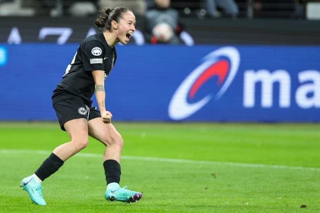 UWCL Eintracht Frankfurt Benfica Lisbon on 21 12 2023 at Deutsche Bank Park in Frankfurt Cheering, goal celebration, goal scorer GÃ raldine Reuteler Eintracht Frankfurt 14 cheers after her goal to make it 1 - 0 MH