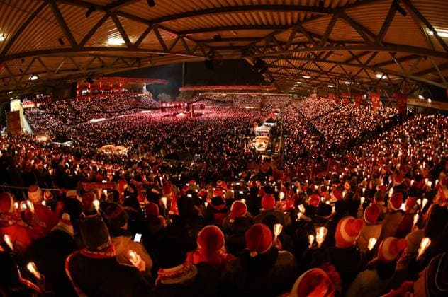 Bilder des Jahres 2023, Sport 12 Dezember Sport Themen der Woche KW51 Sport Bilder des Tages Fussball, Herren, Saison 2023 2024, 1. Bundesliga, 1. FC Union Berlin, 21. Weihnachtssingen im Stadion An der Alten Försterei, Übersicht, 23.12. 2023, *** Football, Men, Season 2023 2024, 1 Bundesliga, 1 FC Union Berlin, 21 Christmas caroling at Stadion An der Alten Försterei, Overview, 23 12 2023, Copyright: xMatthiasxKochx