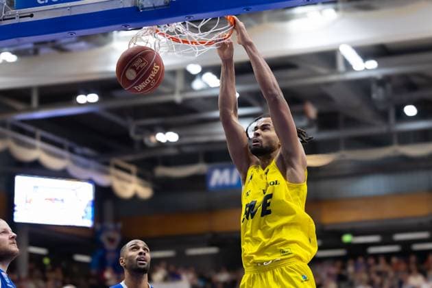 Norris Agbakoko Oldenburg, 17 , Syntainics MBC EWE Baskets Oldenburg, Bundesliga, Men, 12 Matchday, Season 2023 24, 23 12 2023, Weissenfels Stadthalle Sachsen Anhalt Germany