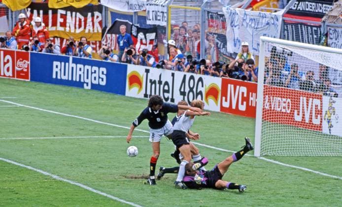 15 06 92 Germany Scotland Sweden, Nörrköping, 15 06 1992, Football, European Championship 1992 in Sweden, Germany Scotland 2 0 v l Dave McPherson Scotland , Jürgen Klinsmann Germany , Andy Goram Scotland